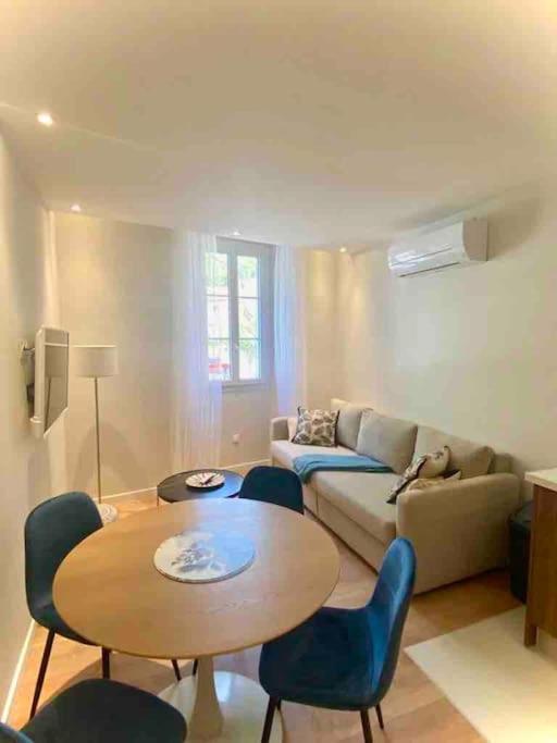 Le Palm Appartement Elegant & Design En Bord Riviere Collobrières Εξωτερικό φωτογραφία