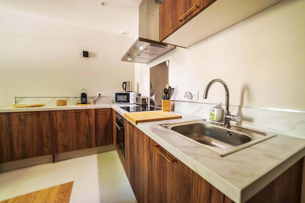 Le Palm Appartement Elegant & Design En Bord Riviere Collobrières Εξωτερικό φωτογραφία